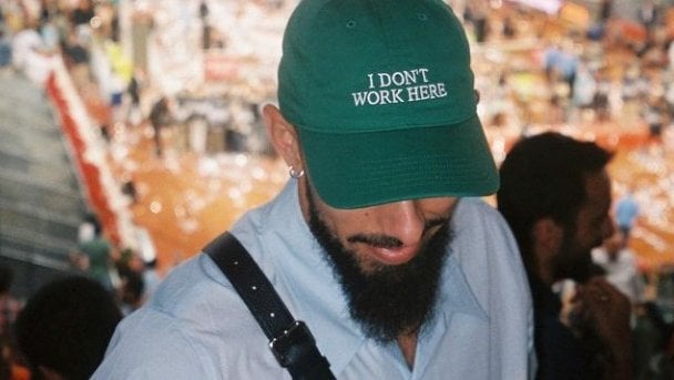 A Borja Iglesias le han dado la espalda