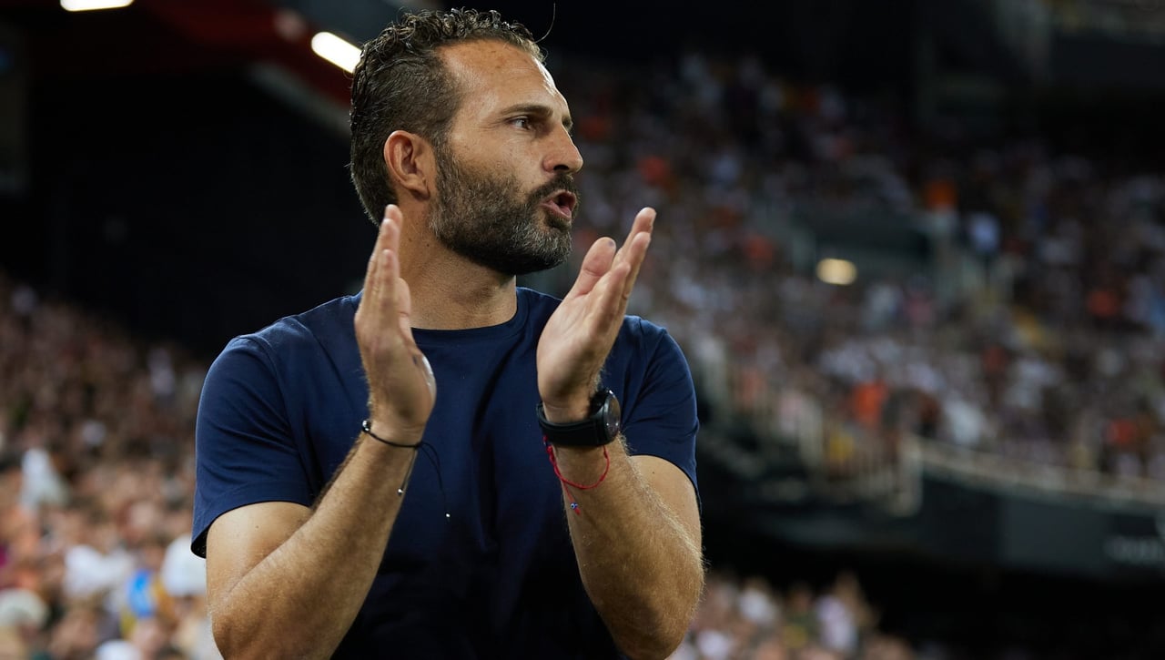 Rubén Baraja echa gasolina a la situación del Valencia