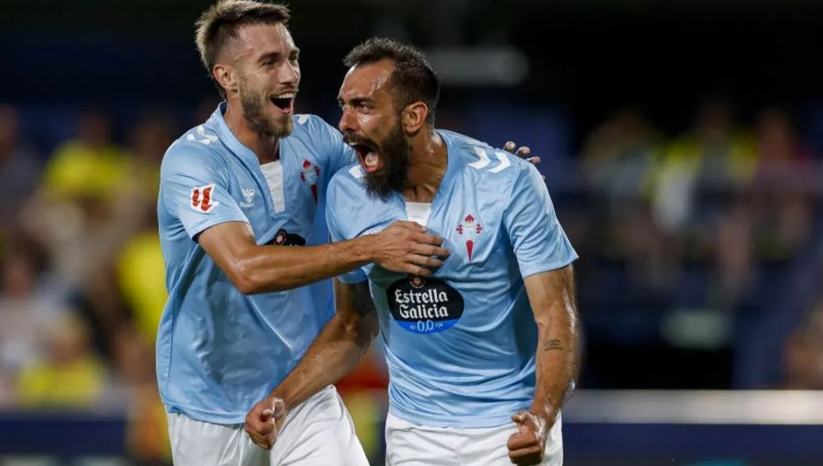 Borja Iglesias, alto y claro para desmentir al Betis