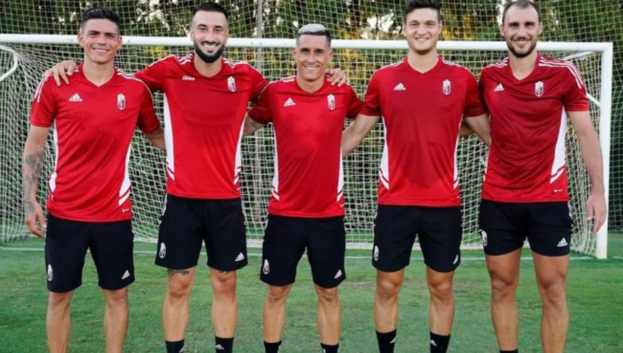 Las posiciones que aún están por cubrir en el nuevo Granada