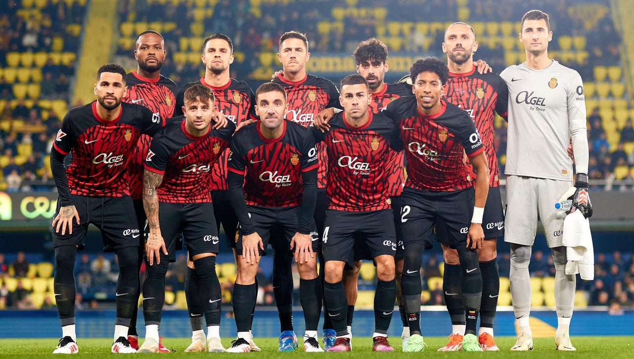 Plantilla completa del Mallorca en la temporada 2024-25: todos los jugadores y entrenador del equipo bermellón