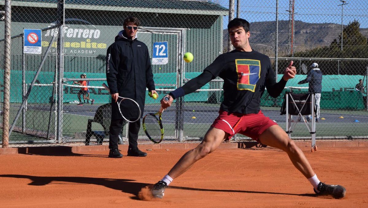 Alcaraz, "pendiente de lo que hagan Djokovic y Tsitsipas" en el Open de Australia