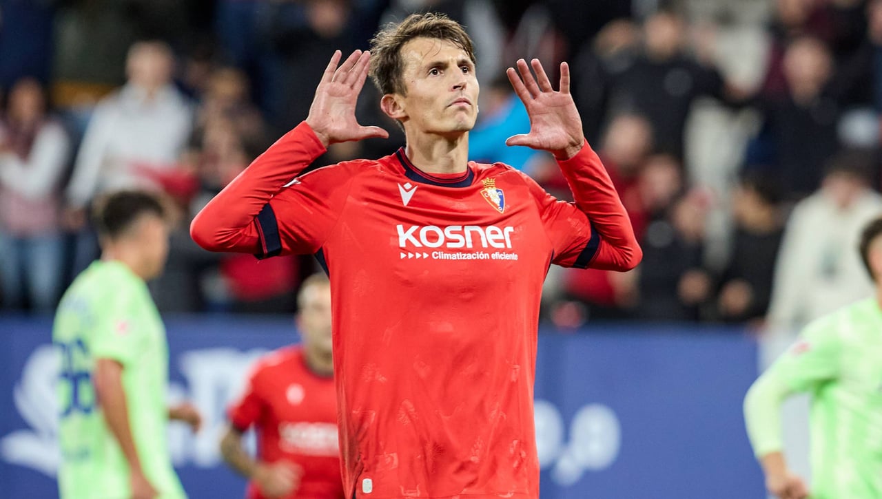 Los goles de Budimir son dignos de estudio en Europa