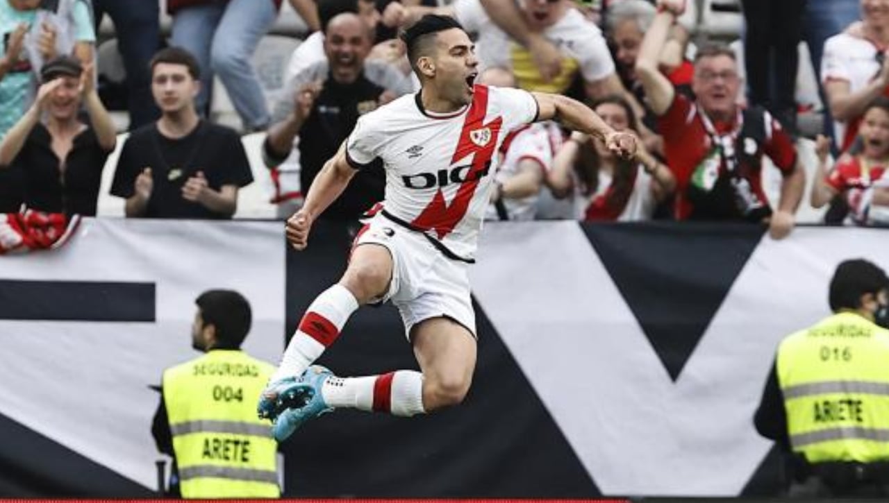 La nostalgia de los colchoneros al ver la nueva pareja de ataque del Rayo