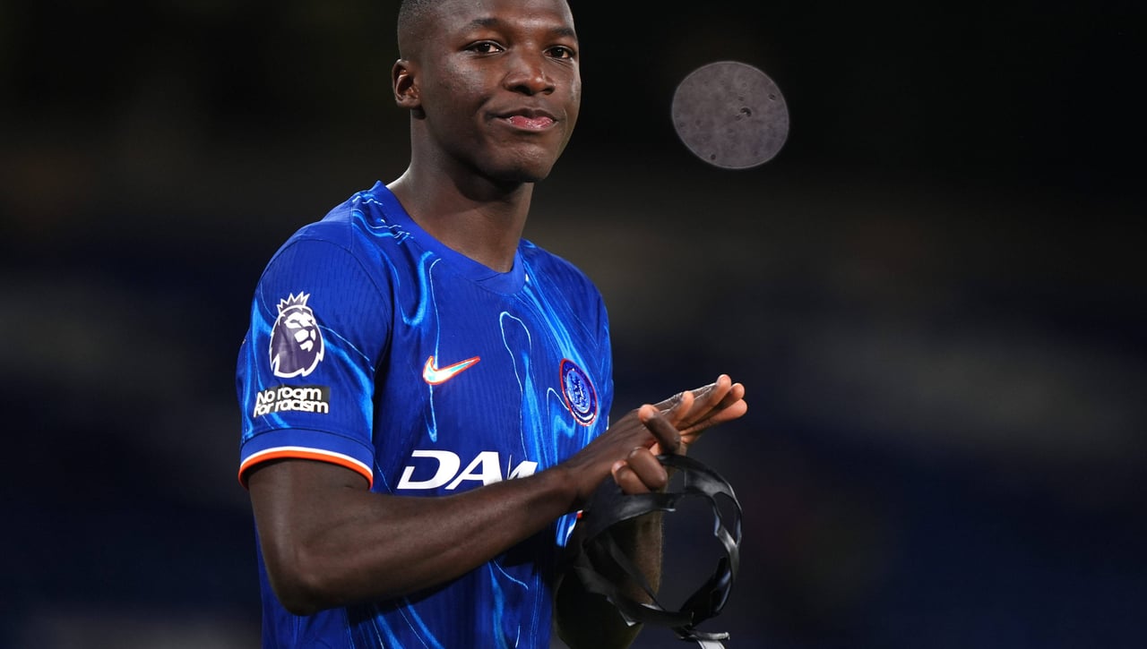 Negociaciones en marcha por Moises Caicedo para extender su contrato con el Chelsea