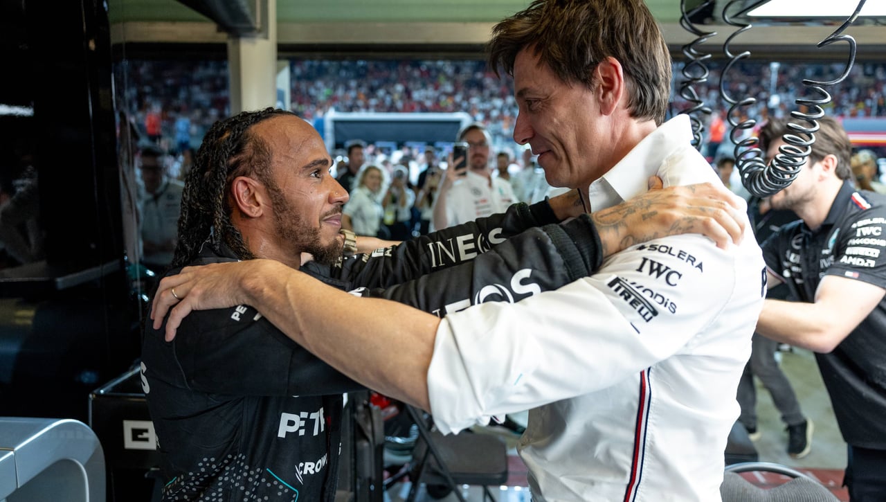 Mercedes agradece el adiós de Lewis Hamilton