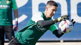 Vuelve a la carga por Edgar Badía