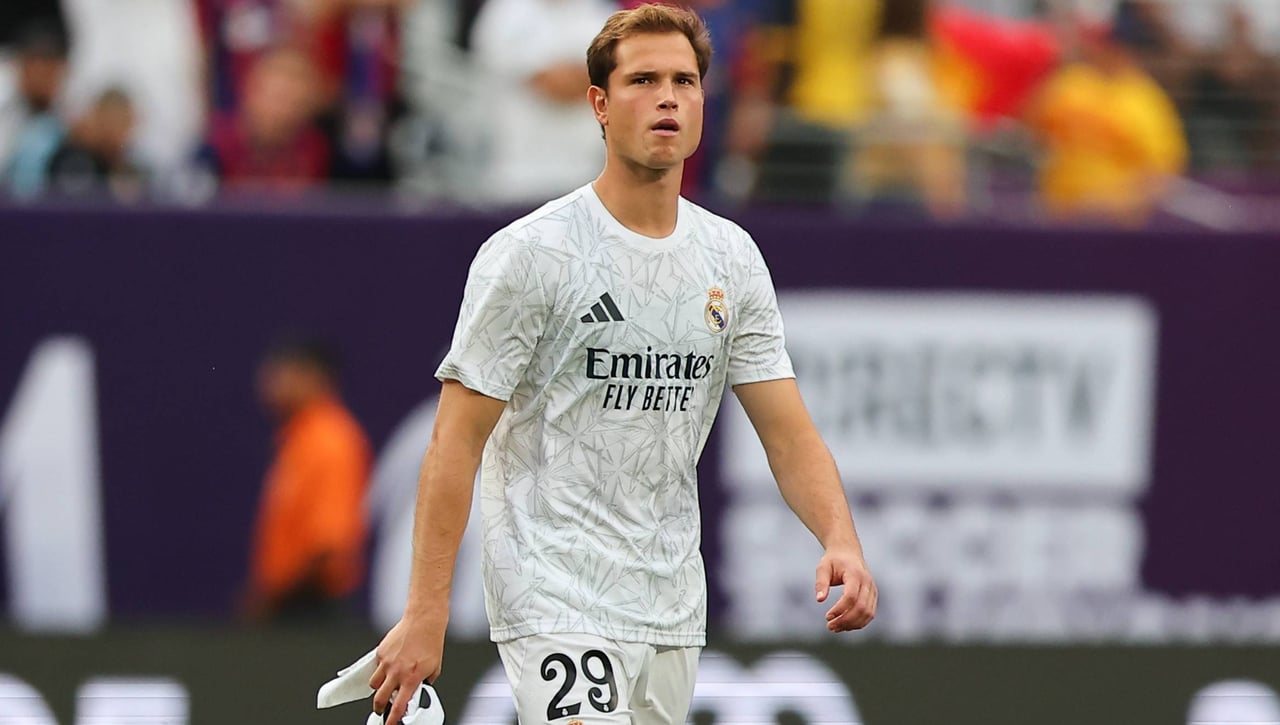 El Valladolid acelera en su deseo de hacerse con Latasa