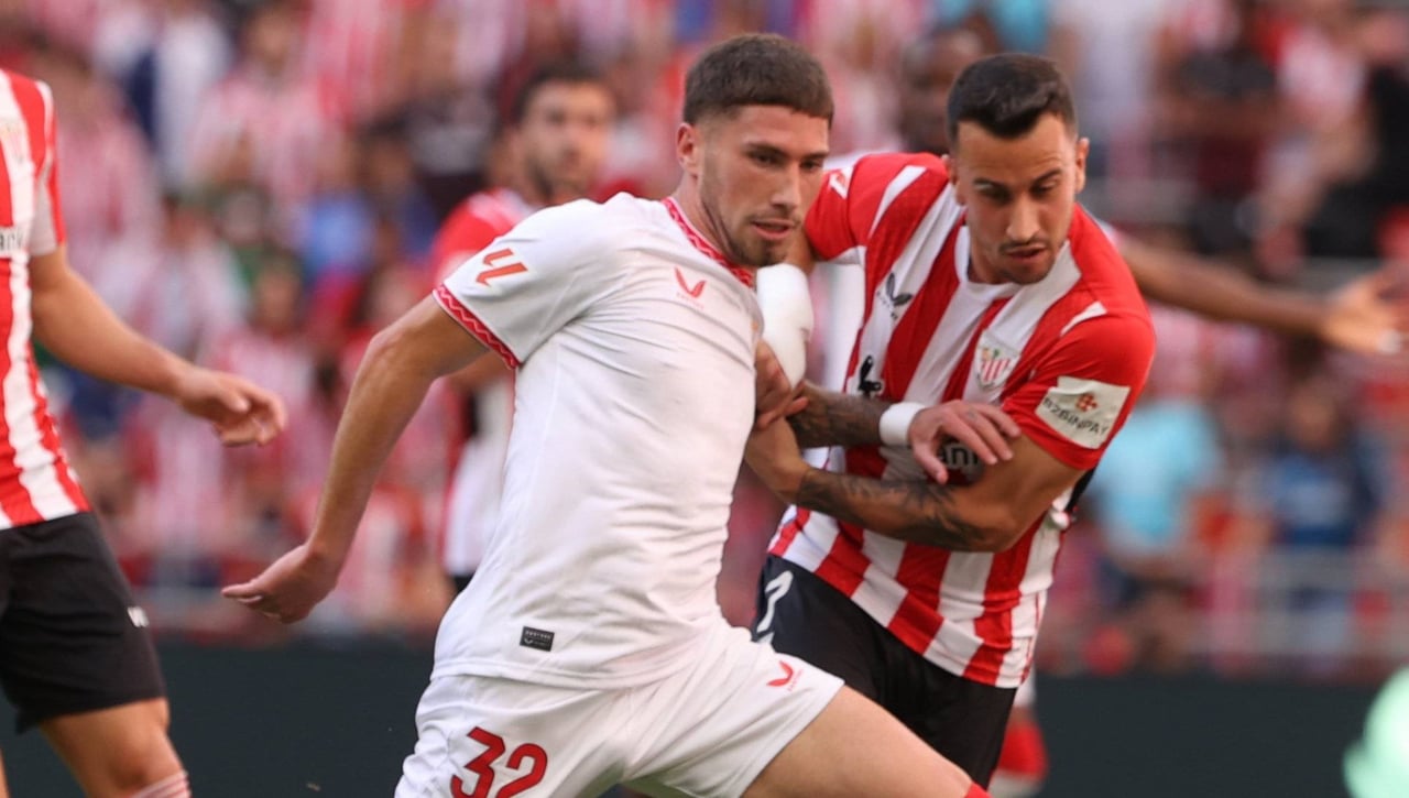 Carmona critica con dureza a Sampaoli y defiende a García Pimienta