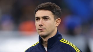 Zubimendi, ex jugador de la Real Sociedad, ve "dudosa" la expulsión de Brais Méndez y pide opinión a un experto: "¿Qué dice Iturralde?"