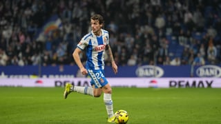 El Villarreal cierra la puerta de salida a Carlos Romero y rechaza una oferta de 30 millones