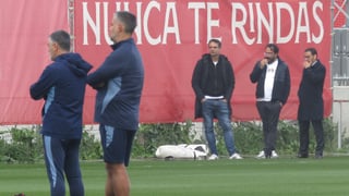 Del Nido y Víctor Orta supervisan el regreso al trabajo del Sevilla con la ausencia de Agoumé