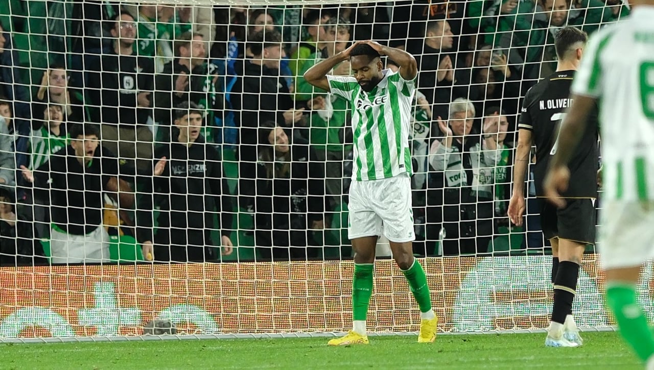 El Chimy Ávila vuelve a hacer de las suyas: que no se resfríe Bakambu