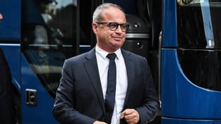 Luis Campos se lo piensa