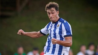 Mikel Goti tiene decidido seguir en la Real Sociedad