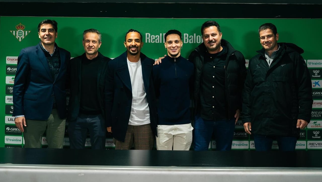 Cónclave por Antony antes del 'asalto' a Old Trafford