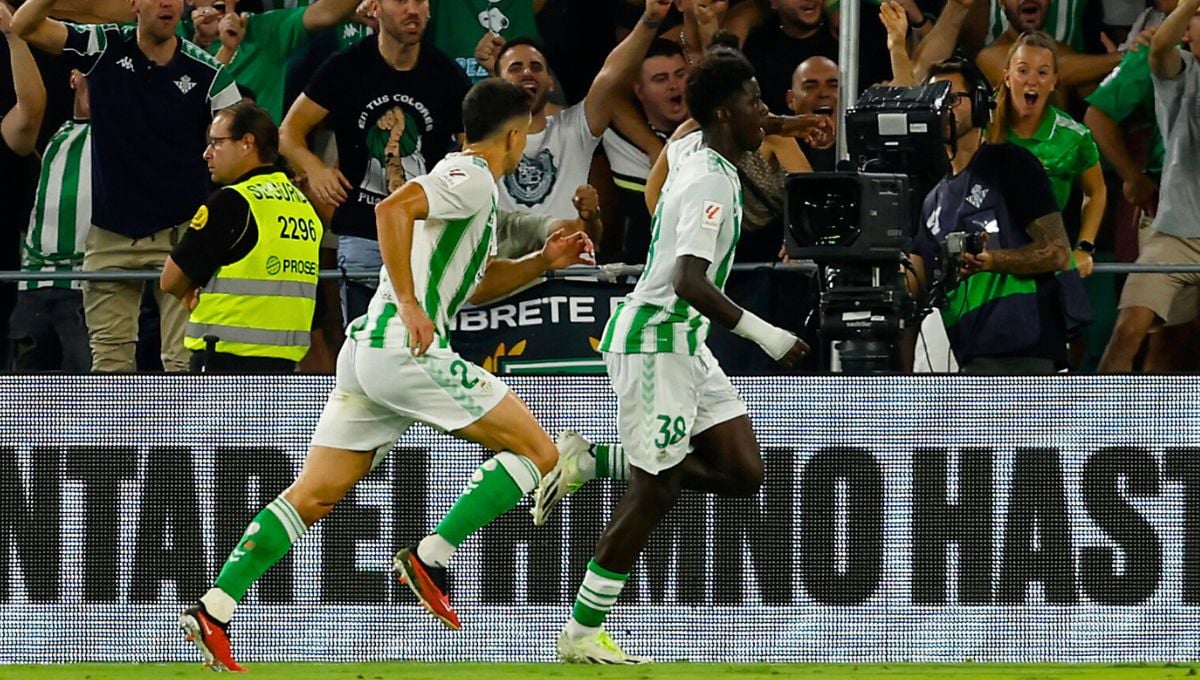 Betis - Valencia: ¡El Villamarín tiene estrella! (3-0)