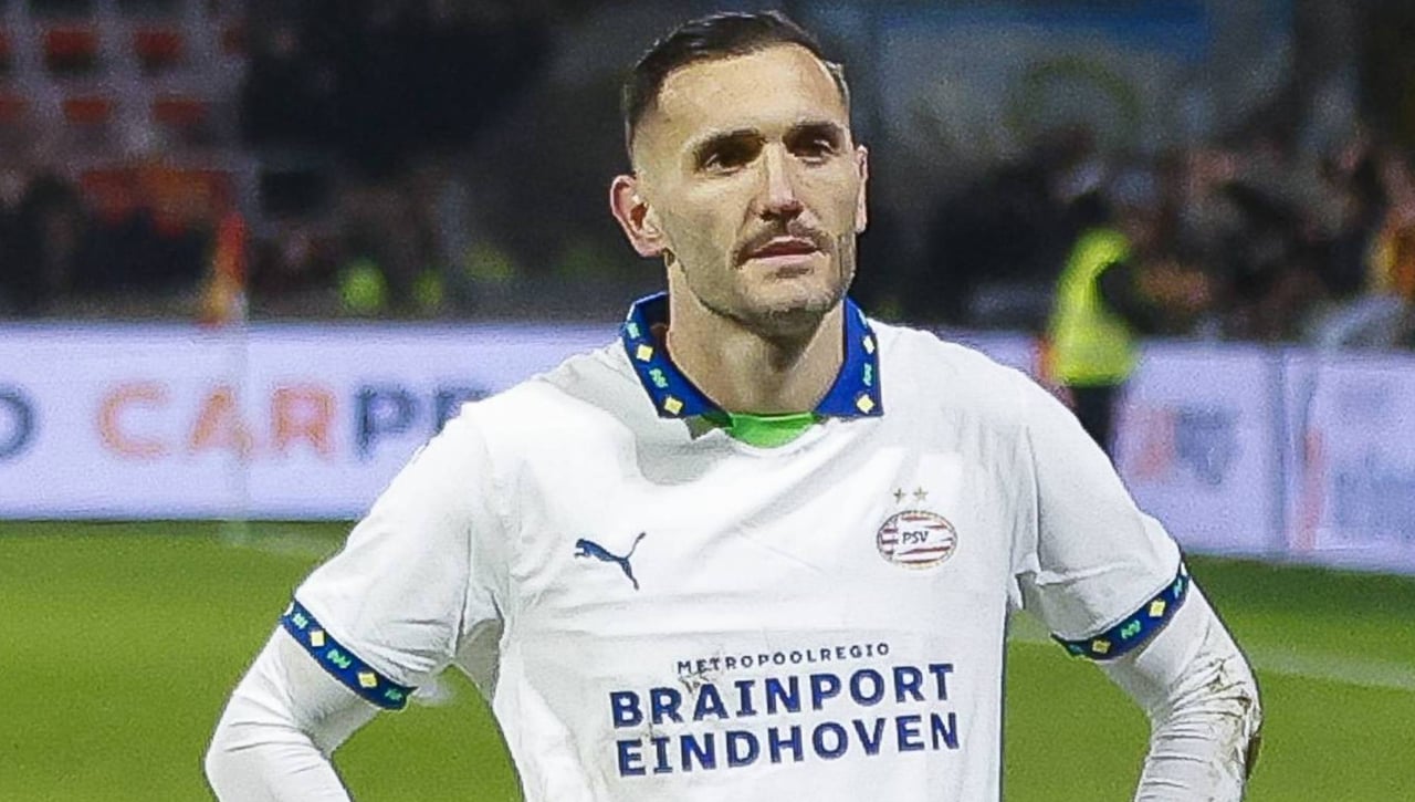 Lucas Pérez sigue sin encontrar acomodo en Países Bajos