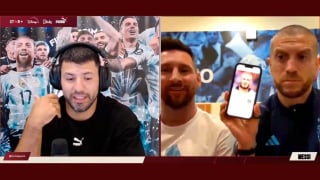 El nuevo 'look' del Papu y las bromas de Messi y a Agüero: "Quería parecerse a Beckham y es D'Alessandro"