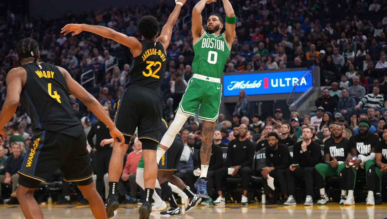 Los Celtics dan un recital y arrasan a los Warriors 