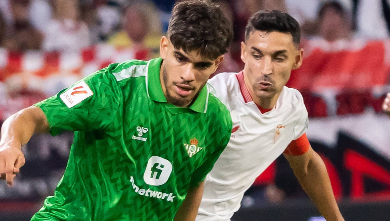 Un exsevillista se sincera: "El Betis es el favorito para el derbi"