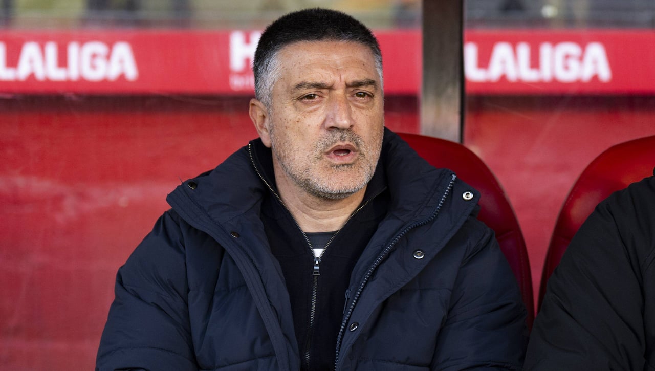 García Pimienta pide un fichaje, aclara las posibles salidas de Suso y Marcao y habla de Akor Adams