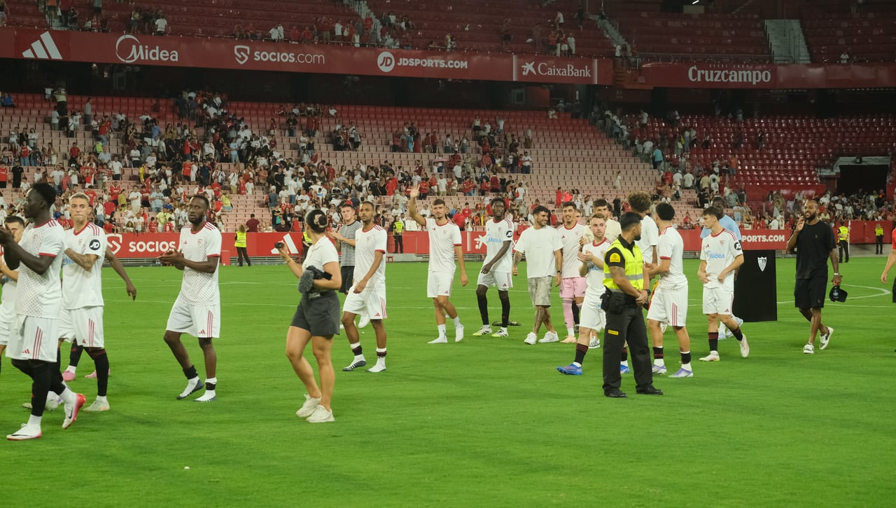 Los detalles que ya se conocen de las nuevas equipaciones Adidas del Sevilla para la 26/27