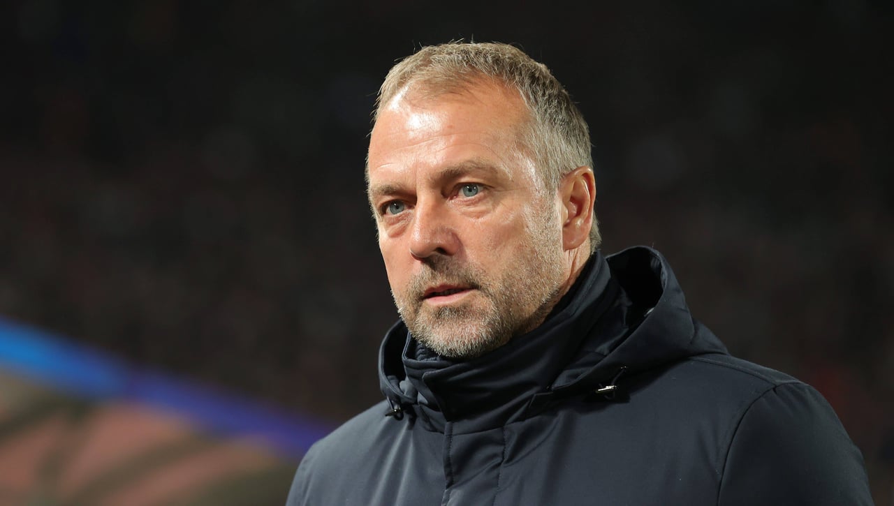 Hansi Flick lo deja bien clarito sobre Lewandowski