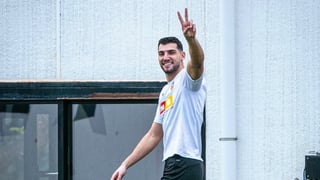 Empujan fuera a Rafa Mir y él se resiste (da igual cuándo lea esto)