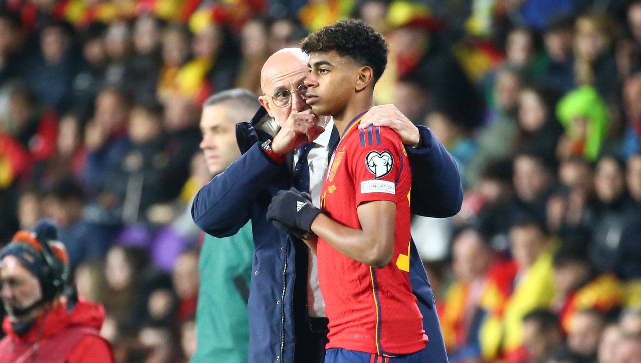 Lo que Xavi Hernández no ve y el mensaje de Luis de la Fuente al barcelonismo