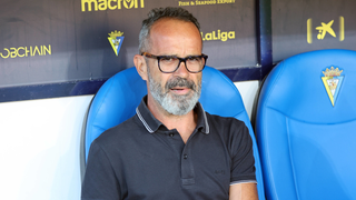 Álvaro Cervera responde al ataque de Florin Andone sobre su etapa en el Cádiz