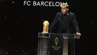 El FC Barcelona domina el Trofeo Kopa