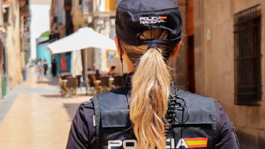 ¿Cuánto gana un Policía Nacional en España? | Sueldo CNP 2023