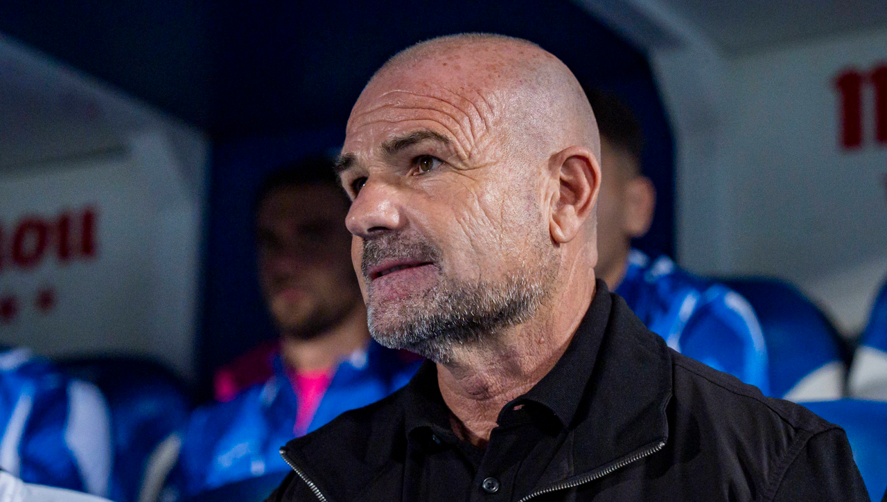 Dardo a Paco López desde el Cádiz