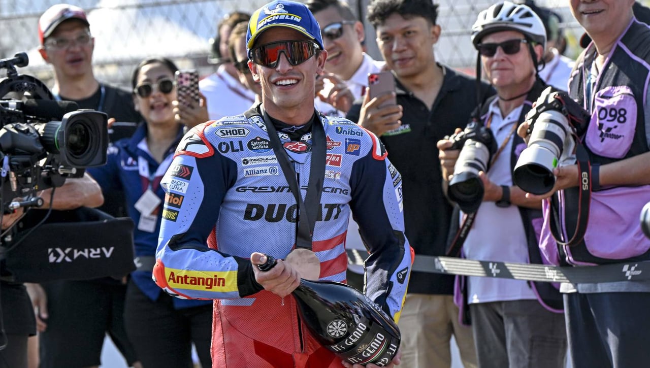 Marc Márquez y el Real Betis unen sus caminos