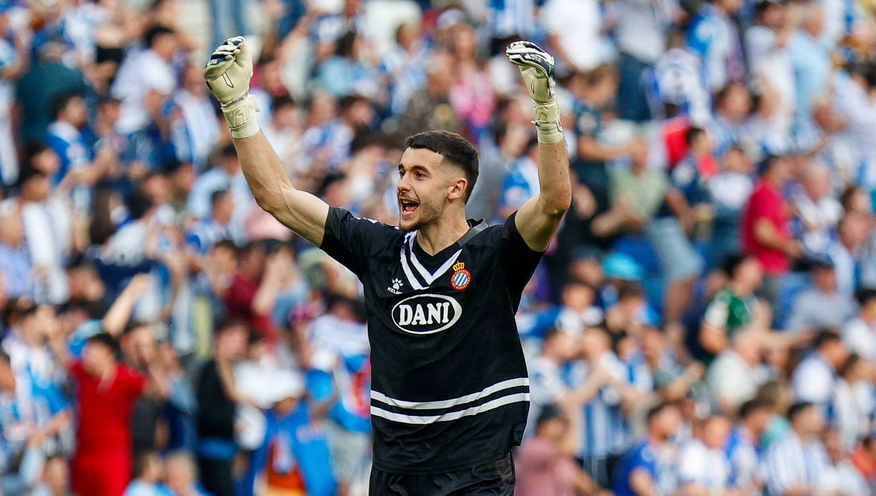 Se apunta también, además con argumentos de peso, a la cesión de Joan García