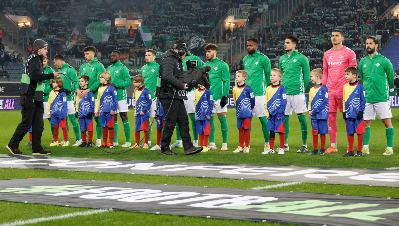 Puntos, uno a uno, del Betis contra el Gent: Isco manda, Antony ejecuta y Bakambu se reivindica