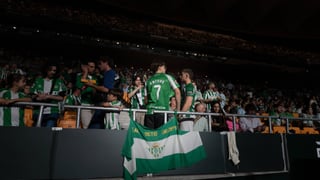 La afición del Betis asume las tres temporadas en La Cartuja