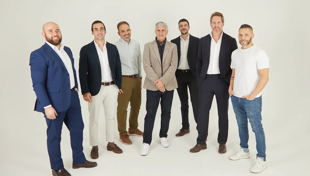 El consejo acuerda la destitución de Orta y avanza la llegada de Cordón