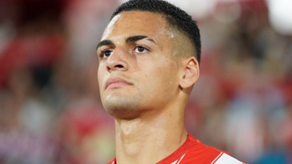 Kaiky frena los rumores sobre su salida del Almería 