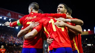 España 3-0 Serbia: ¡Festín en Córdoba y a cuartos!