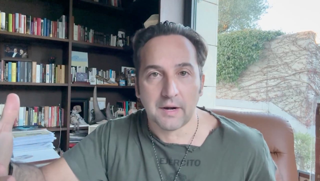 Iker Jiménez crea una 'guerra' como La Revuelta y El Hormiguero