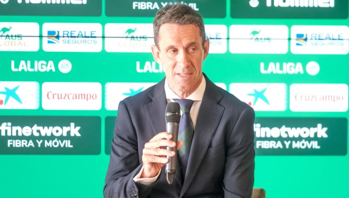 Al Betis se le complica mucho el mercado