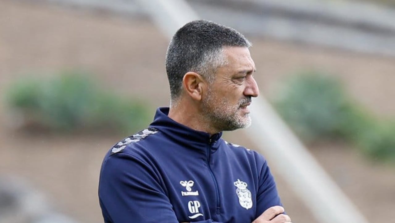 García Pimienta, sin piedad, mete miedo al Cádiz