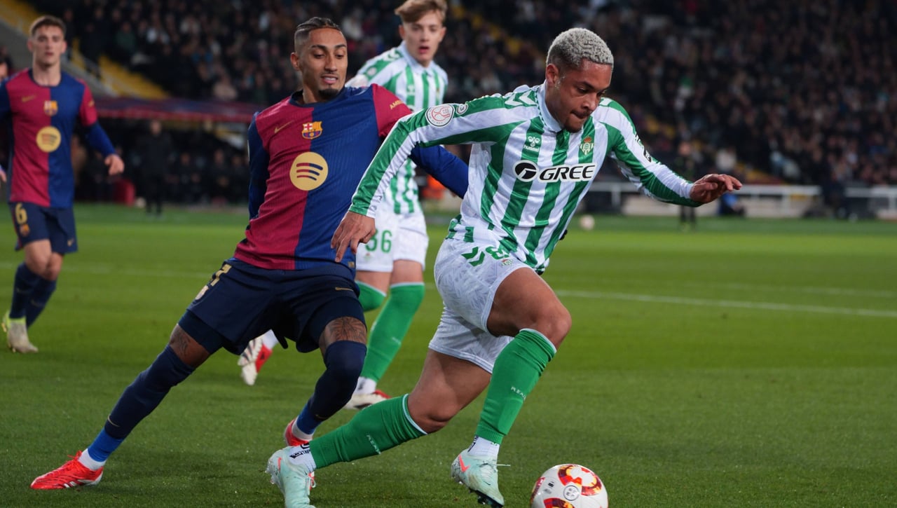 El Palmeiras lo deja claro: "¿Vitor Roque? Si dependiera de mí, sí"