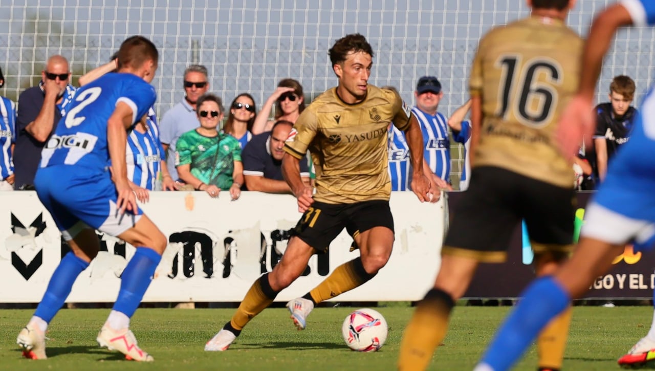 Así fue el Alavés - Real Sociedad, primer amistoso de la pretemporada