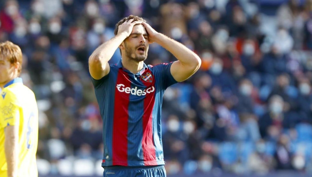 El Almería cierra el traspaso de Gonzalo Melero