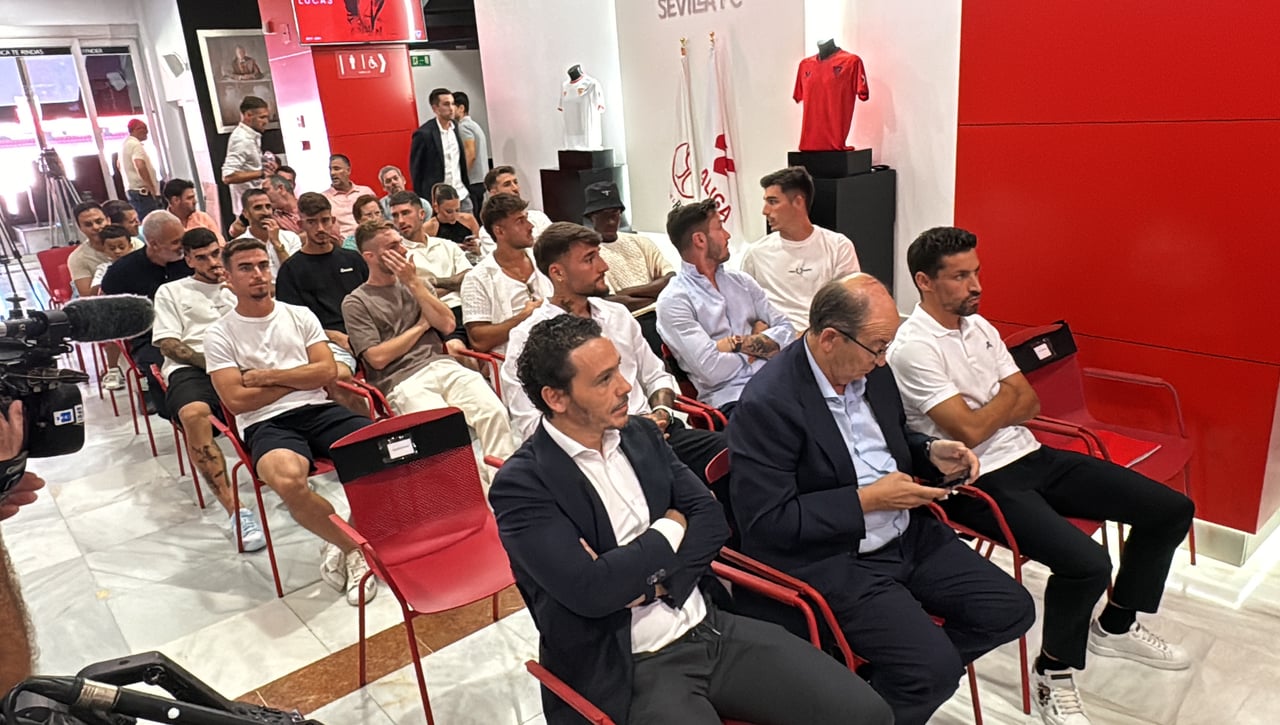 El Sevilla gana una batalla judicial contra los representantes de sus futbolistas