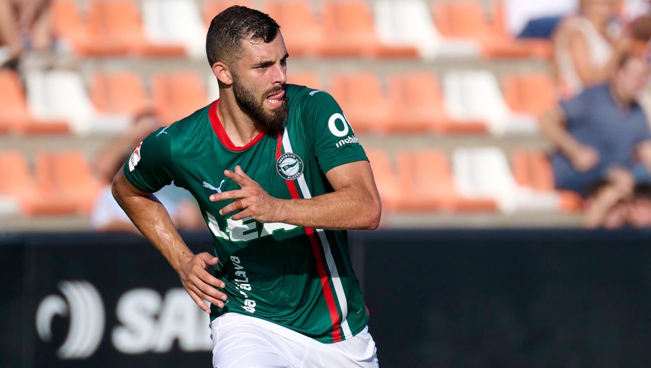 Ultimátum del Alavés a Luis Rioja, que espera una oferta del Valencia