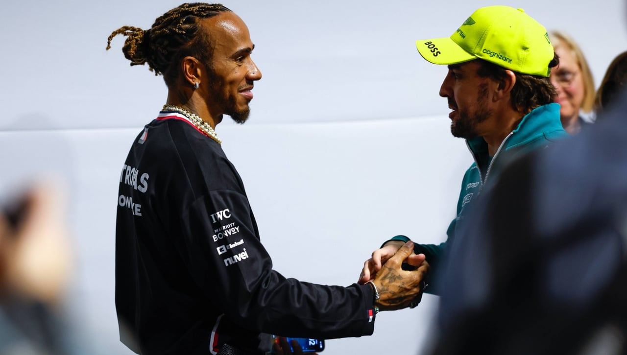 Fernando Alonso le da la razón a Lewis Hamilton